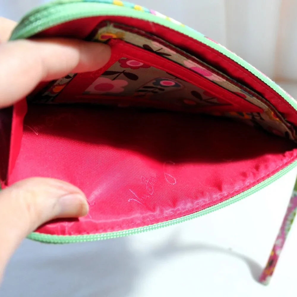 Vera Bradley Green Paisley Ziparound Wallet Wristlet Tutti Frutti NWOT - Picture 9 of 9